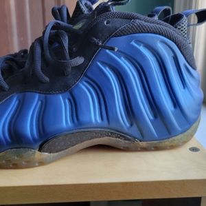 2011 Royal Foamposite One